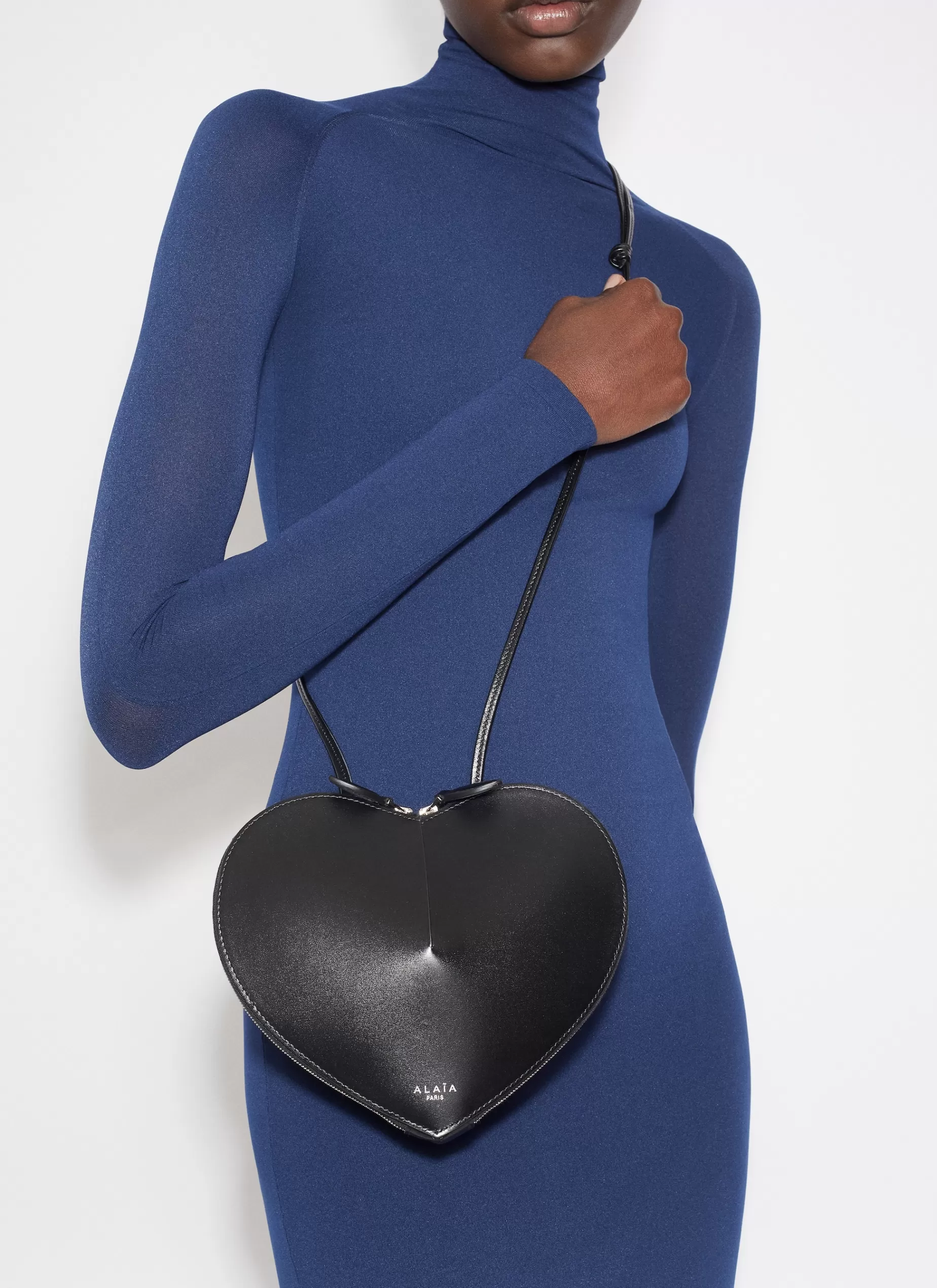 Alaïa Handtasche Le Cœur Aus Luxus-Kalbsleder< Kleine Taschen | Cross-Body Bags